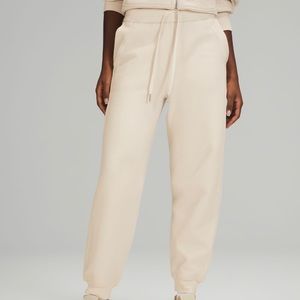 Scuba HR Relaxed Jogger White Opal